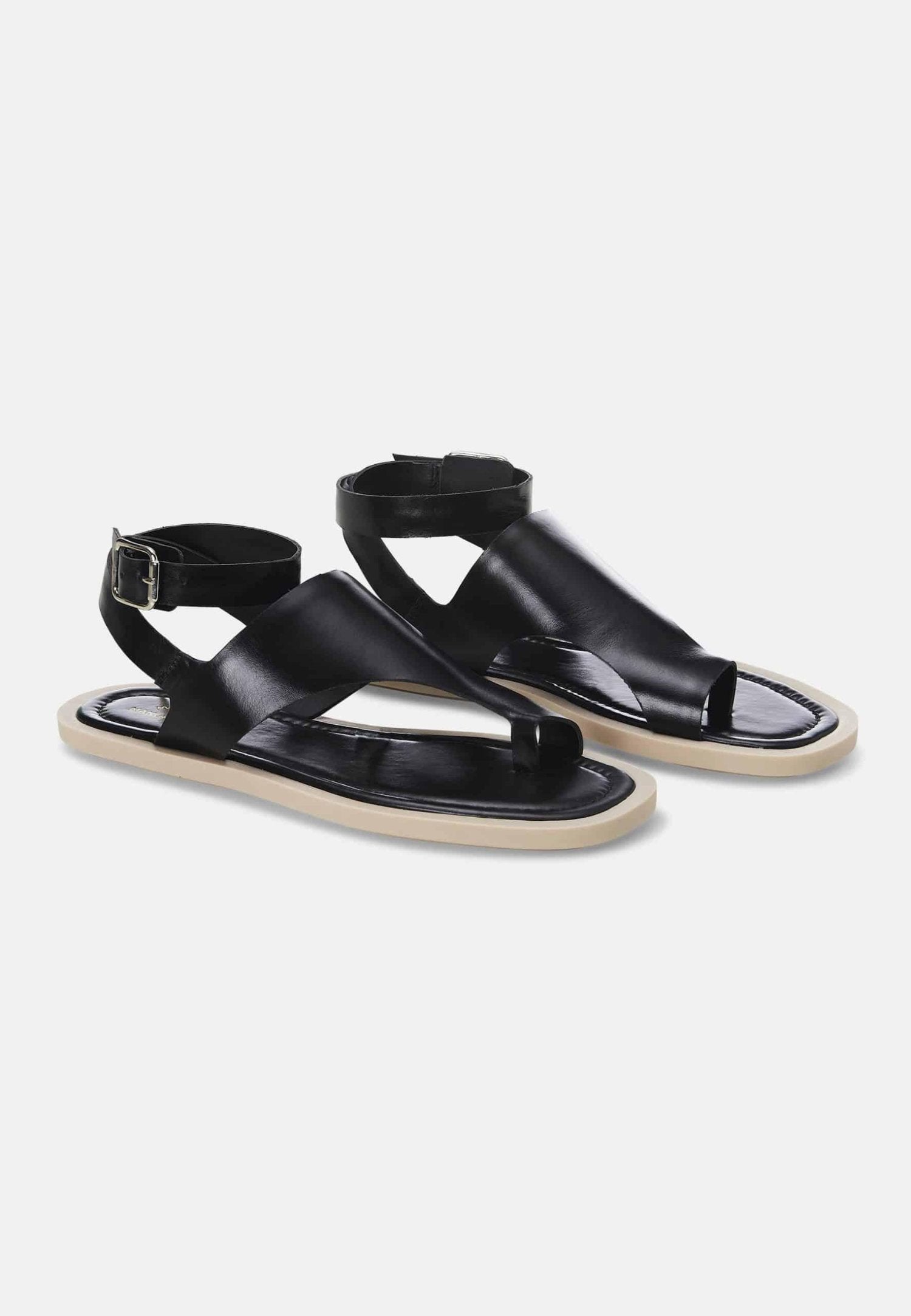 Mangará Atelier Black Leather Toe-Ring Sandals – Handmade Women’S Flat Sandals